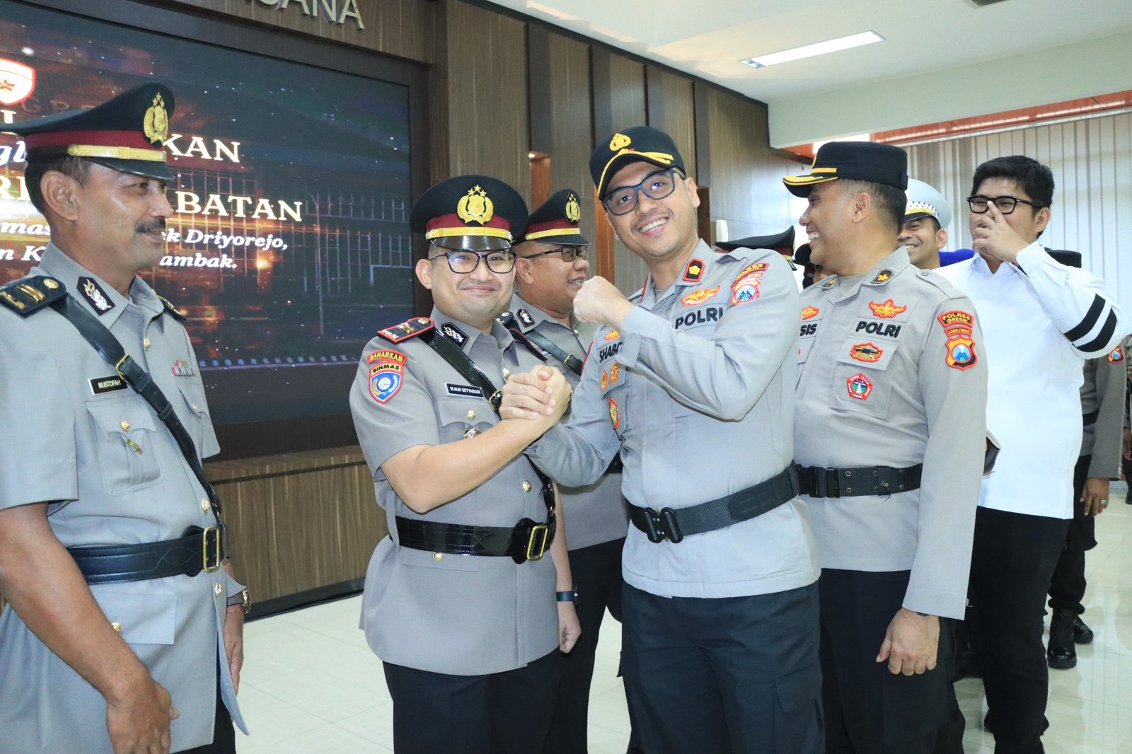 Polres Gresik Gelar Sertijab PJU dan Kapolsek, Wujud Penyegaran Perkuat Pelayanan Publik