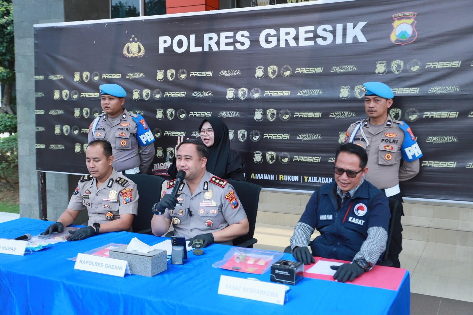 Polres Gresik Bongkar Peredaran Sabu Sistem Ranjau di wilayah selatan, Dua Kurir Dibekuk dengan Barang Bukti 38 Gram